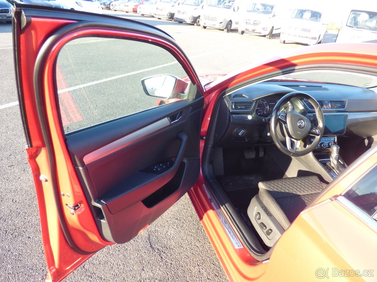 Škoda Superb 2,0 TDI DSG,Bi-Xenon,model 2018 kombi Style - 12