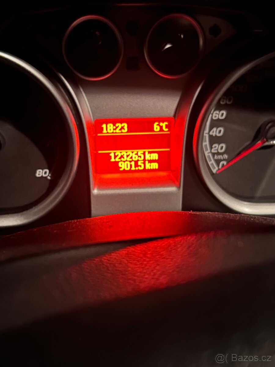 Ford focus st225 - 12