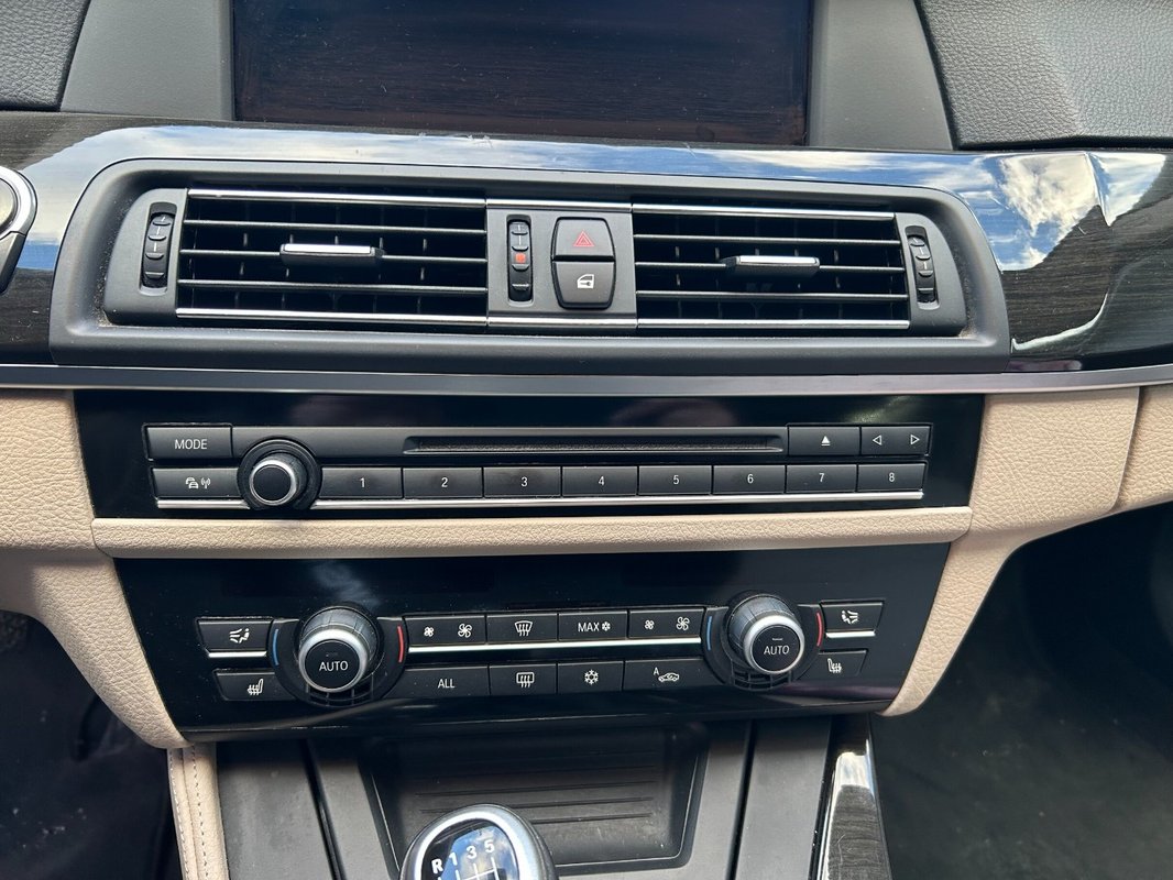 BMW F11 525 D Nehavarováno Nelakováno - 12