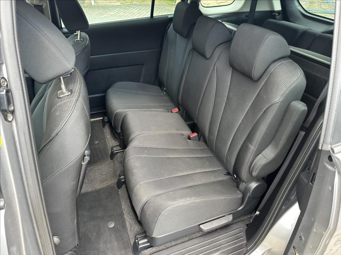prodám Mazda 5 2.0 110kW 2014 99493km 7.míst - 12
