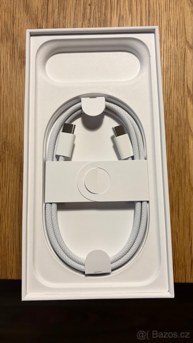 IPhone Air 512gb + bohaté příslušenství - 12