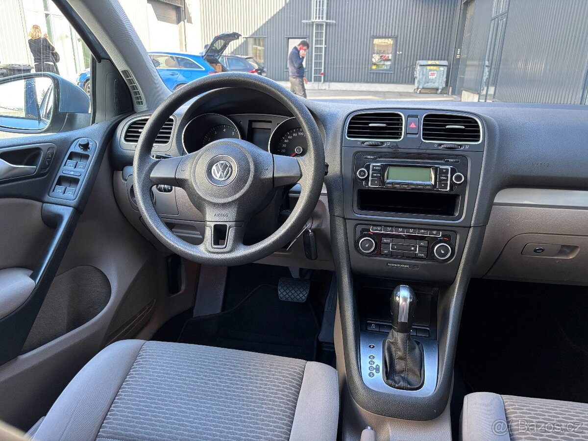 Volkswagen Golf Plus 1.4 TSi 90kW DSG Automat - 12
