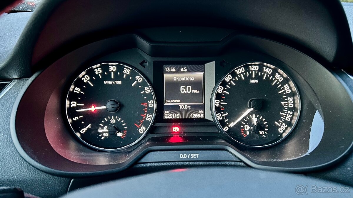 Škoda Octavia 3 2.0 110kw - 12