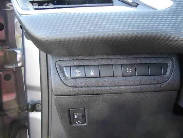 Peugeot 2008 1.4 HDI r.v.2015 2.Maj.serv.kníž.DPH - 12