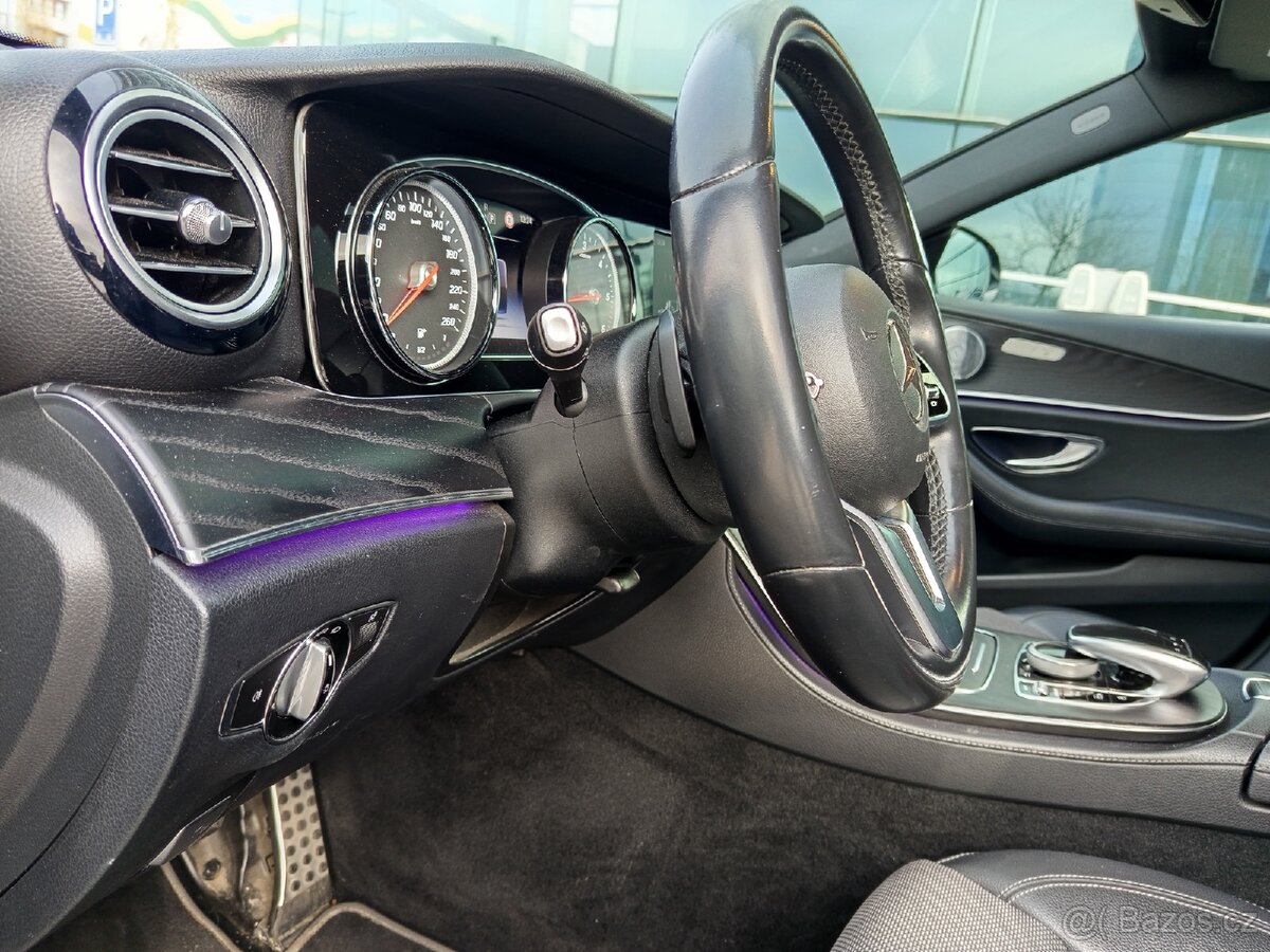 Mercedes Benz E220d, provoz od 2021 - 12