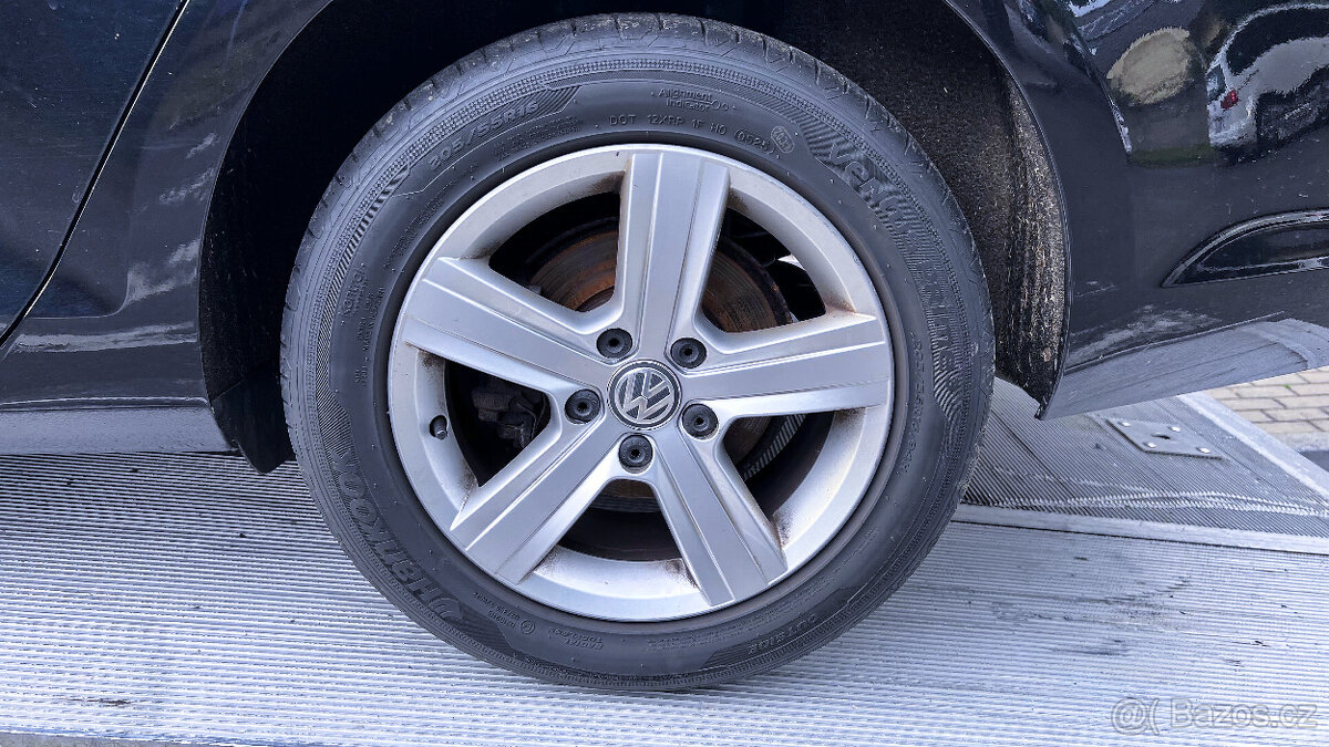 Vůz na náhradní díly VW Golf 7 kombi 2016 CRLB PGS LC9X - 12