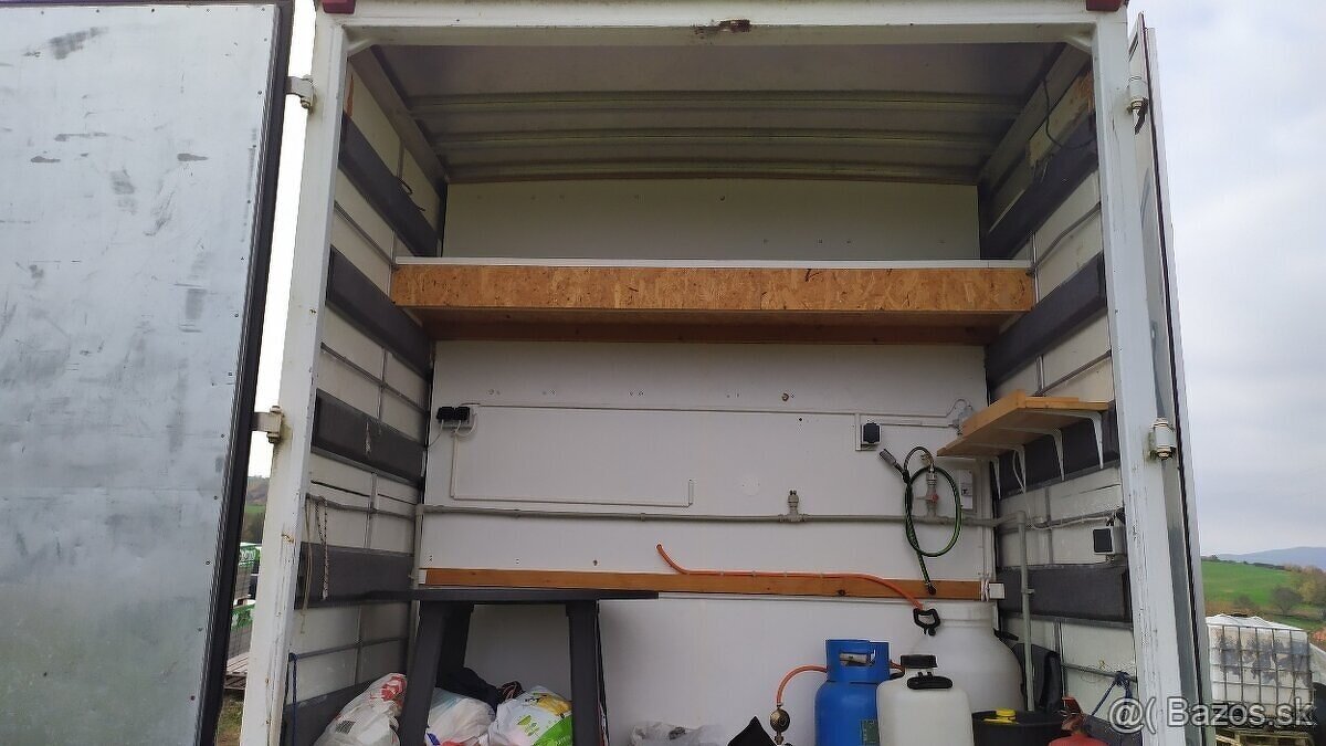 Obytné auto - karavan - Renault - 12