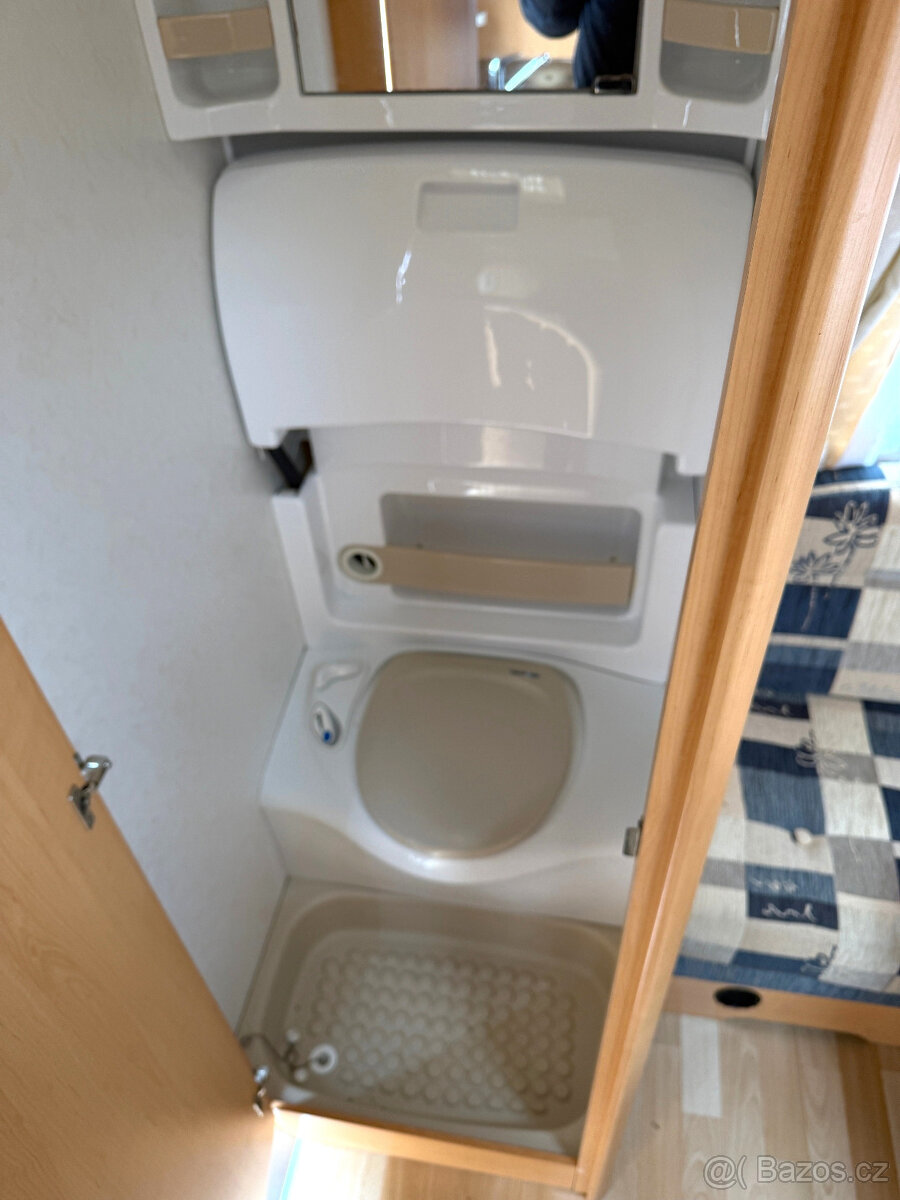 Hobby DeLuxe 400 SF, MOVER, PŘEDSTAN, NOSIČ KOL - 12