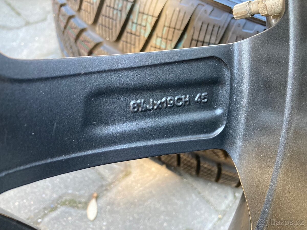 JAGUAR F PACE, kola 19", ZIMNÍ, NOVÁ pneu - 12