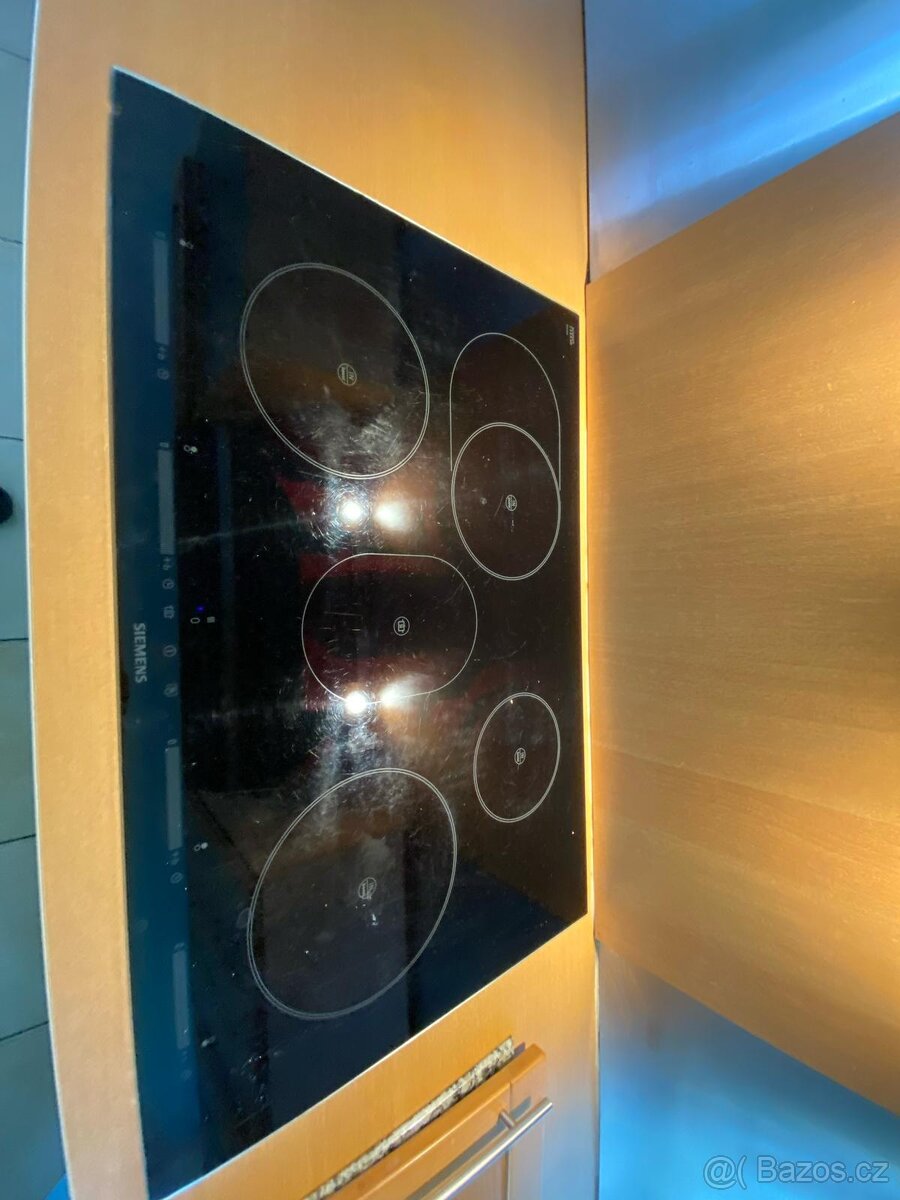 Kuchyňská linka značky Nolte se spotřebiči - 12