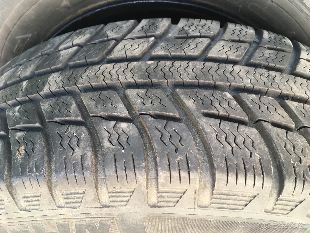 Michelin 175/70 r13 - 12