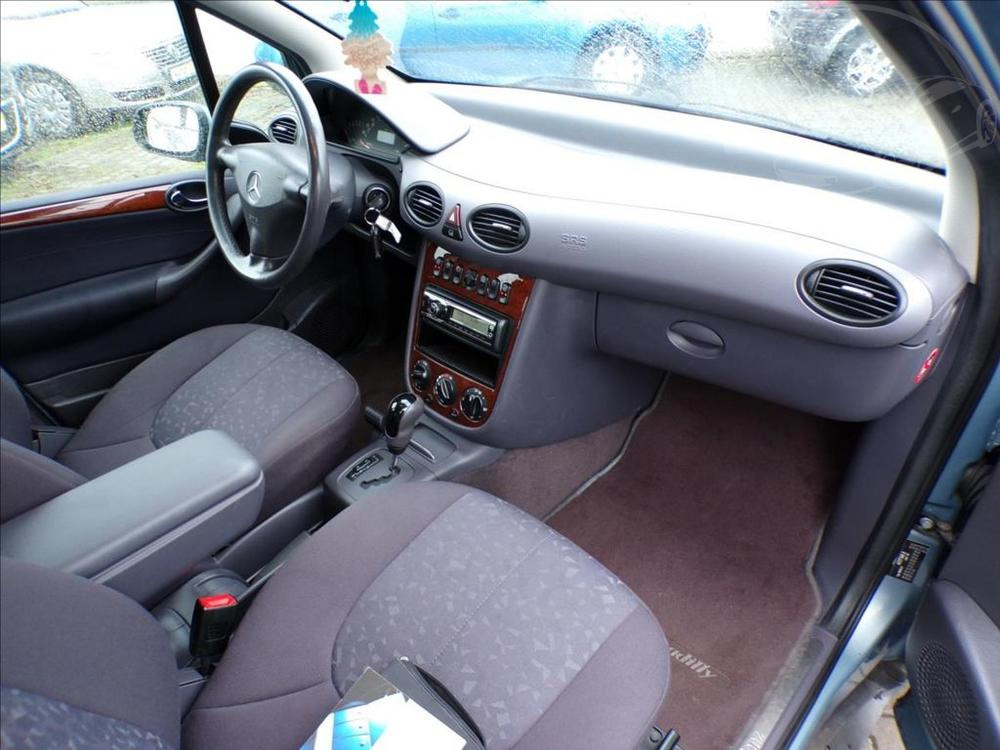 Mercedes-Benz I 1,6 ELEGANCE,AUTOMAT - 12