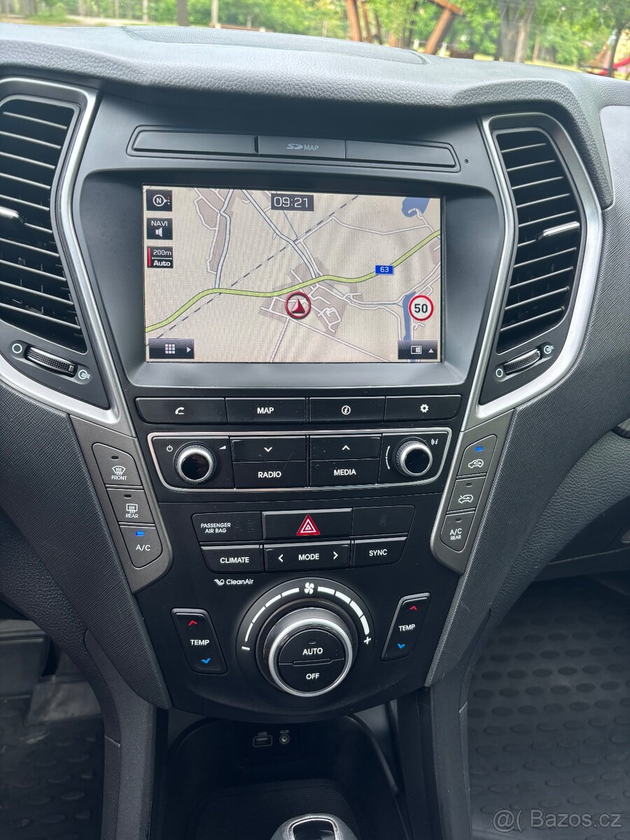Hyundai Santa Fe 2.2 CRDi 4x4 Premium A/T - 12