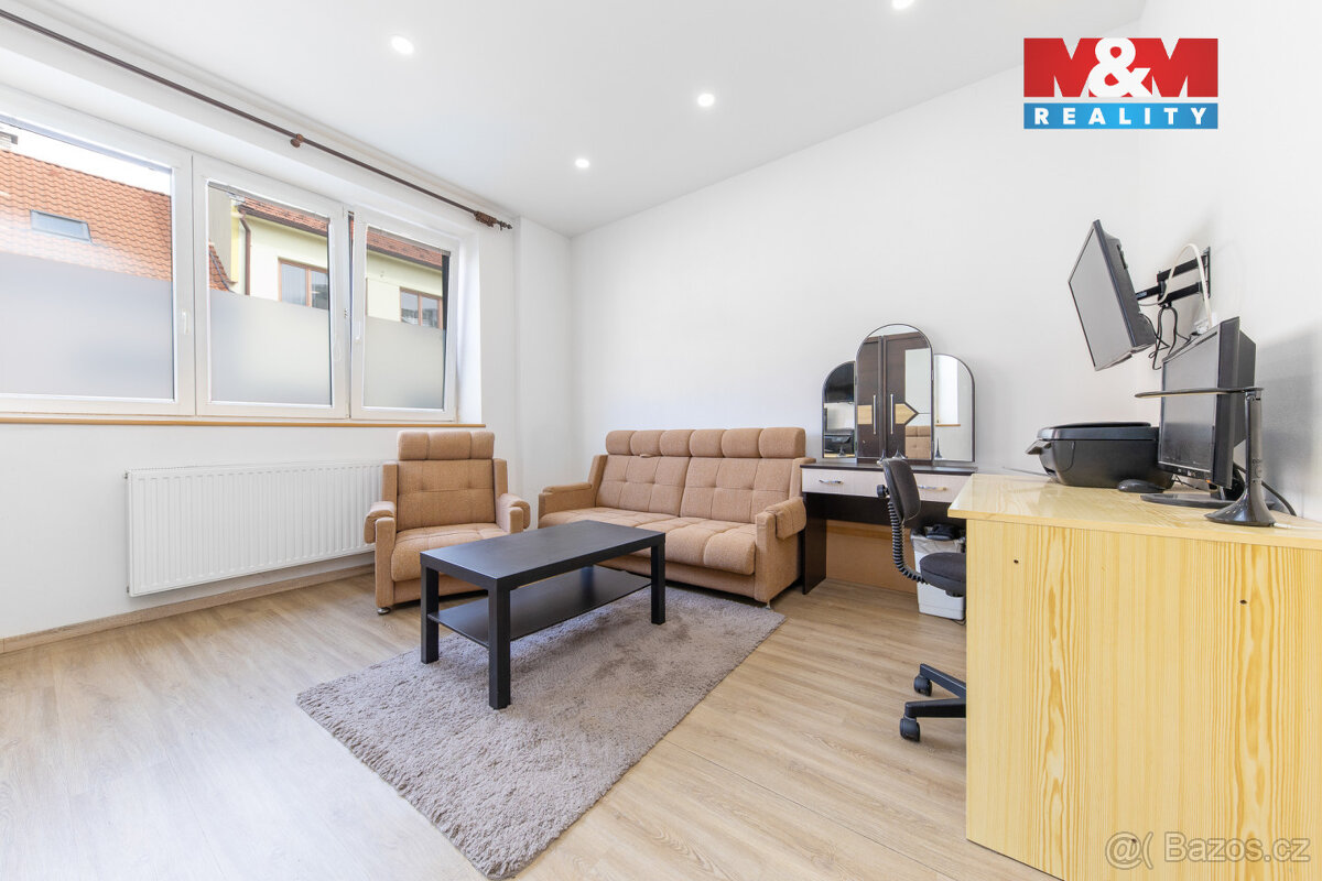 Prodej, RD 5+2, 248 m2, Karolíny Světlé, Brno - 12