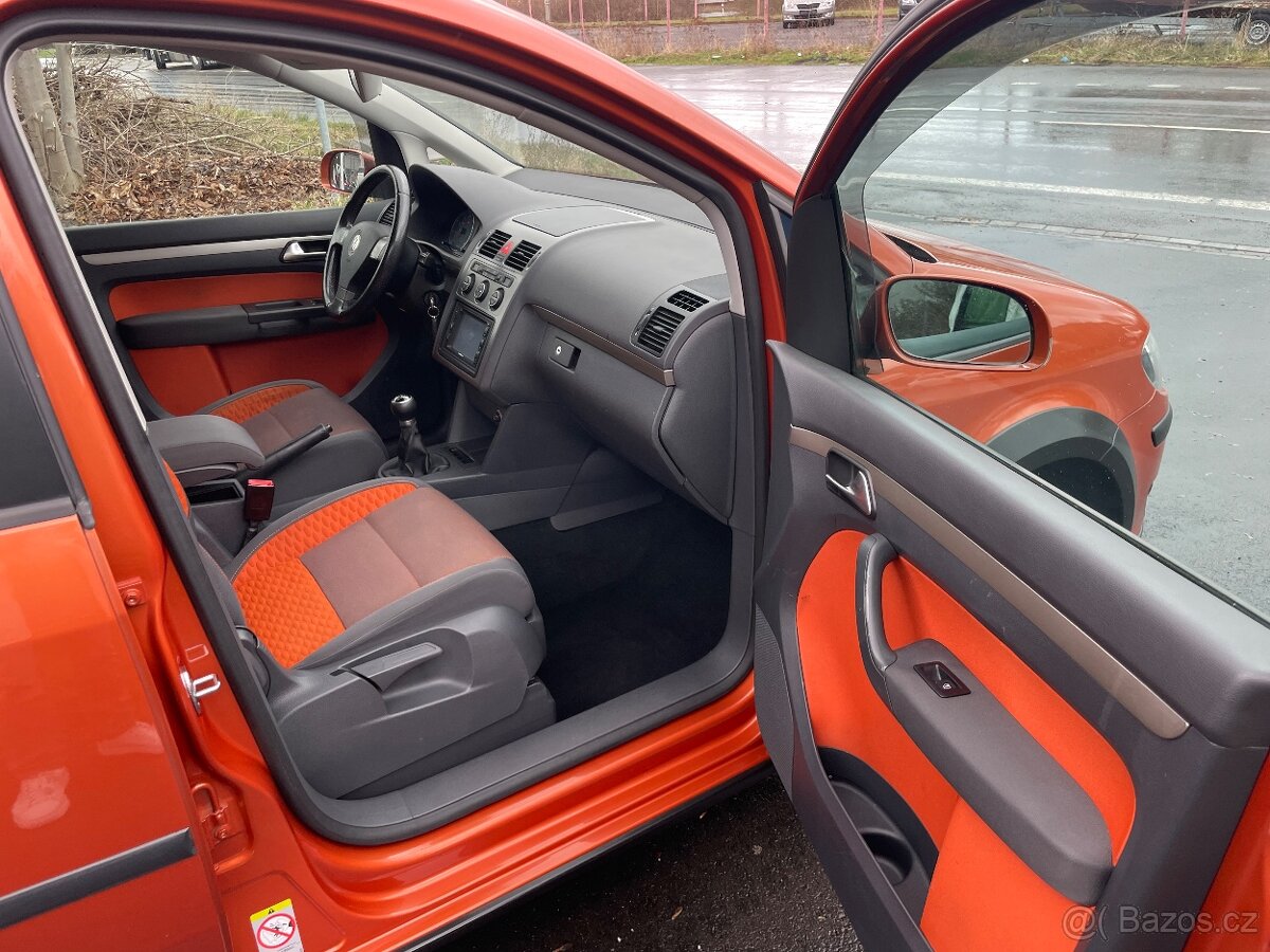 Volkswagen CrossTouran 1.4 Tsi 103 kw - 12