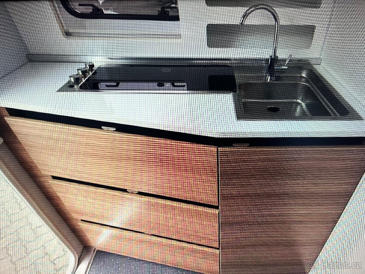 Adria Action sport (lehký 1085 kg s max. hmot. 1300kg) - 12