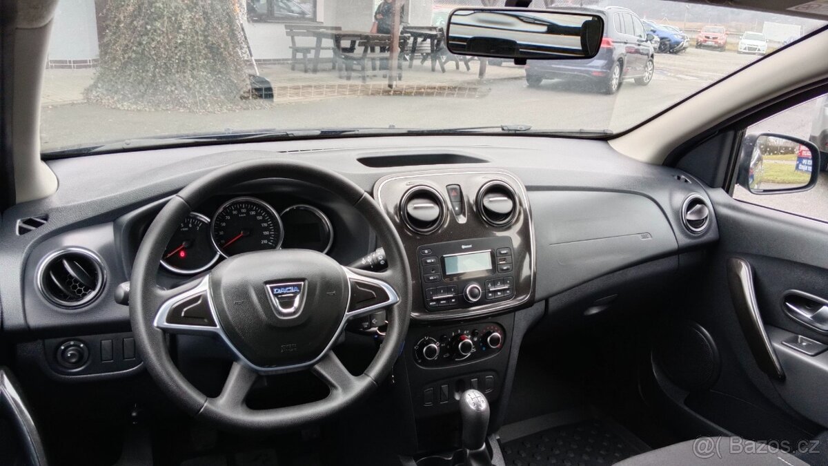 Dacia Logan 1.0 I - 12