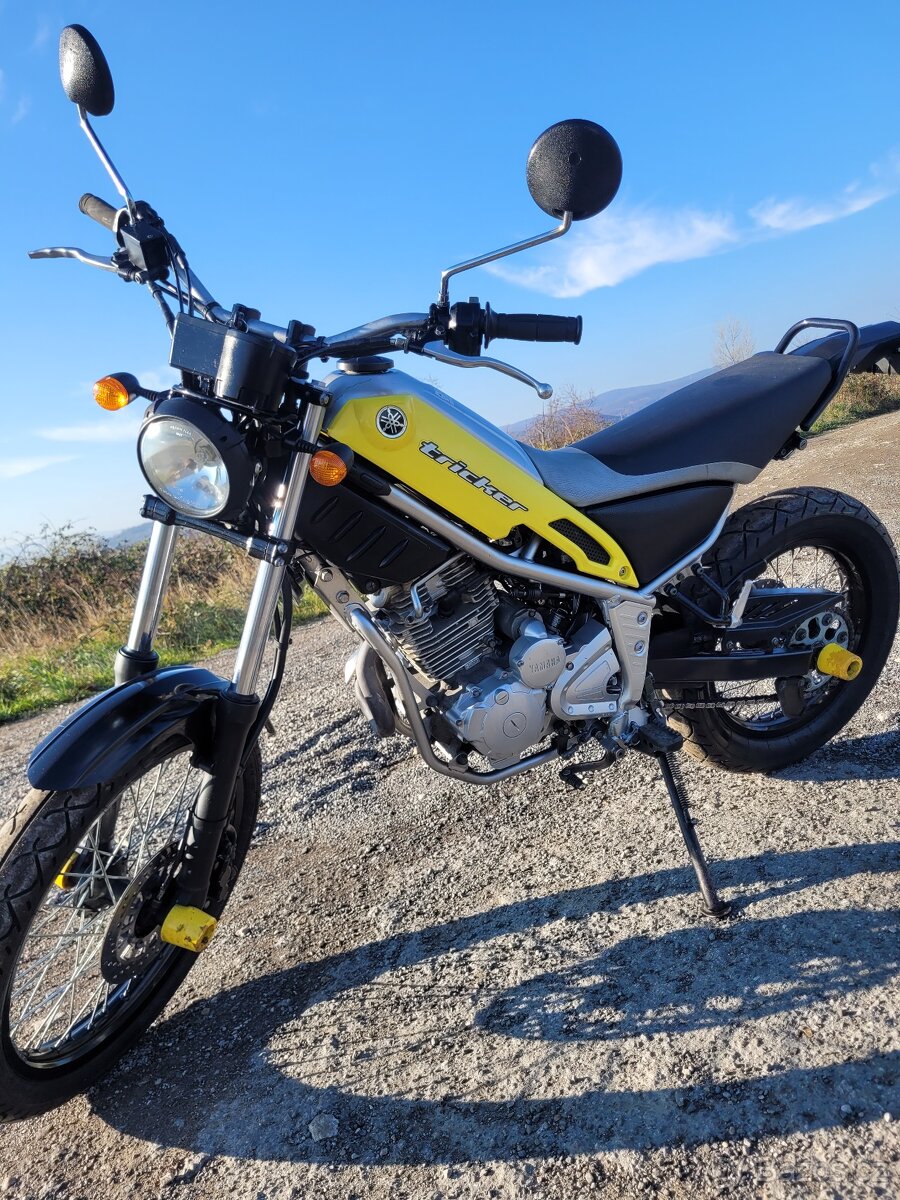 Yamaha XG 250 Tricker doklady - 12