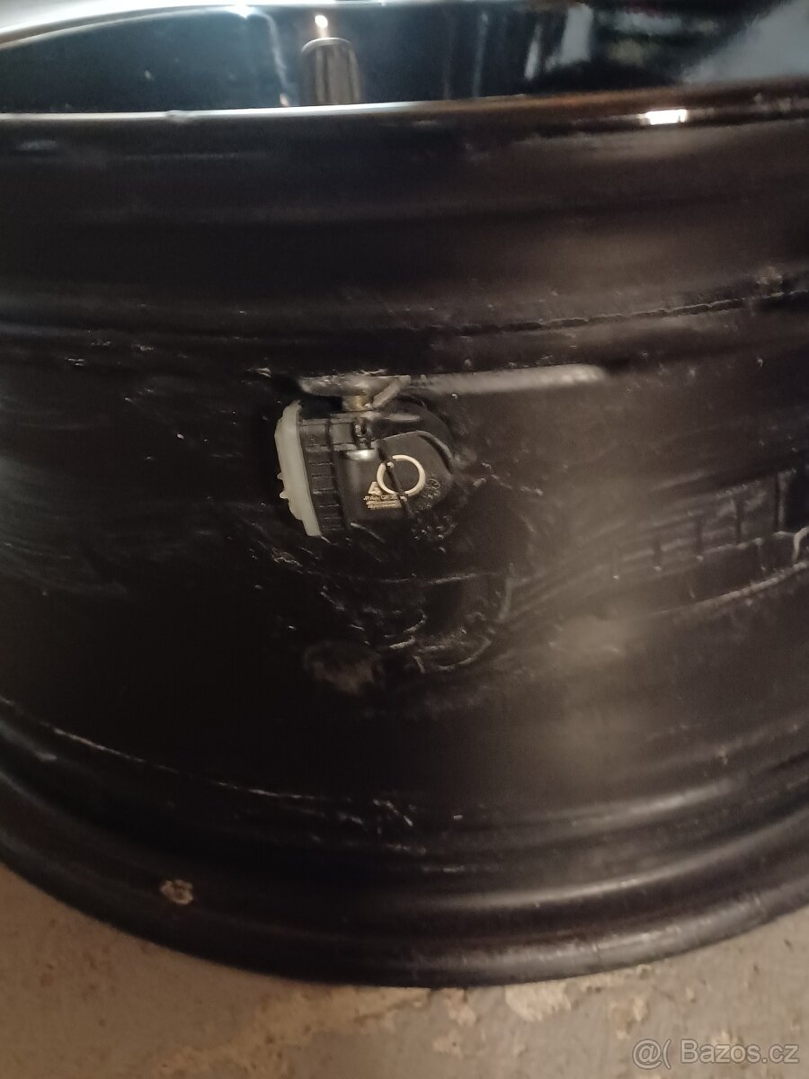 5x115 R17 et 42 7j Borbet cerne leskle - 12