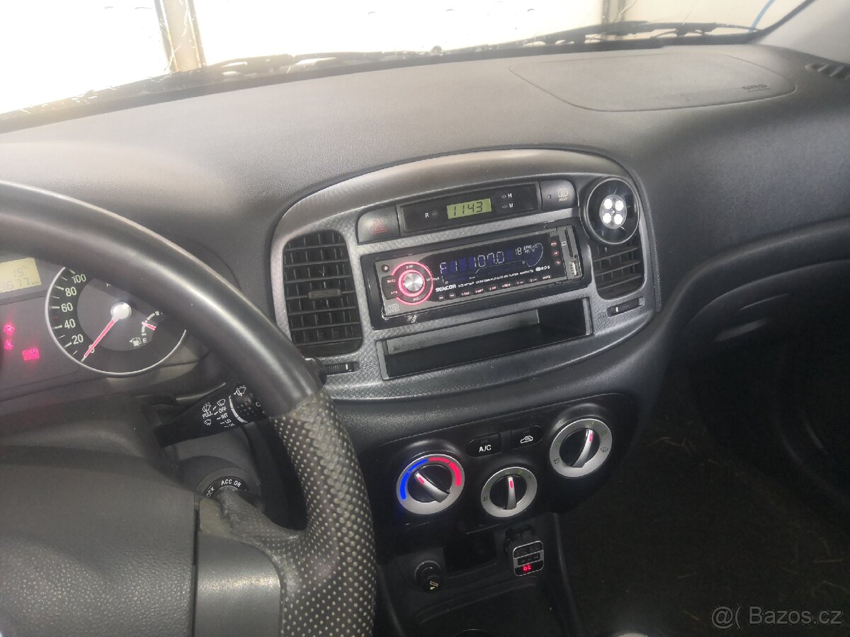 Hyundai Accent 1.6 nafta, 3 dv, NOVÁ STK - 12