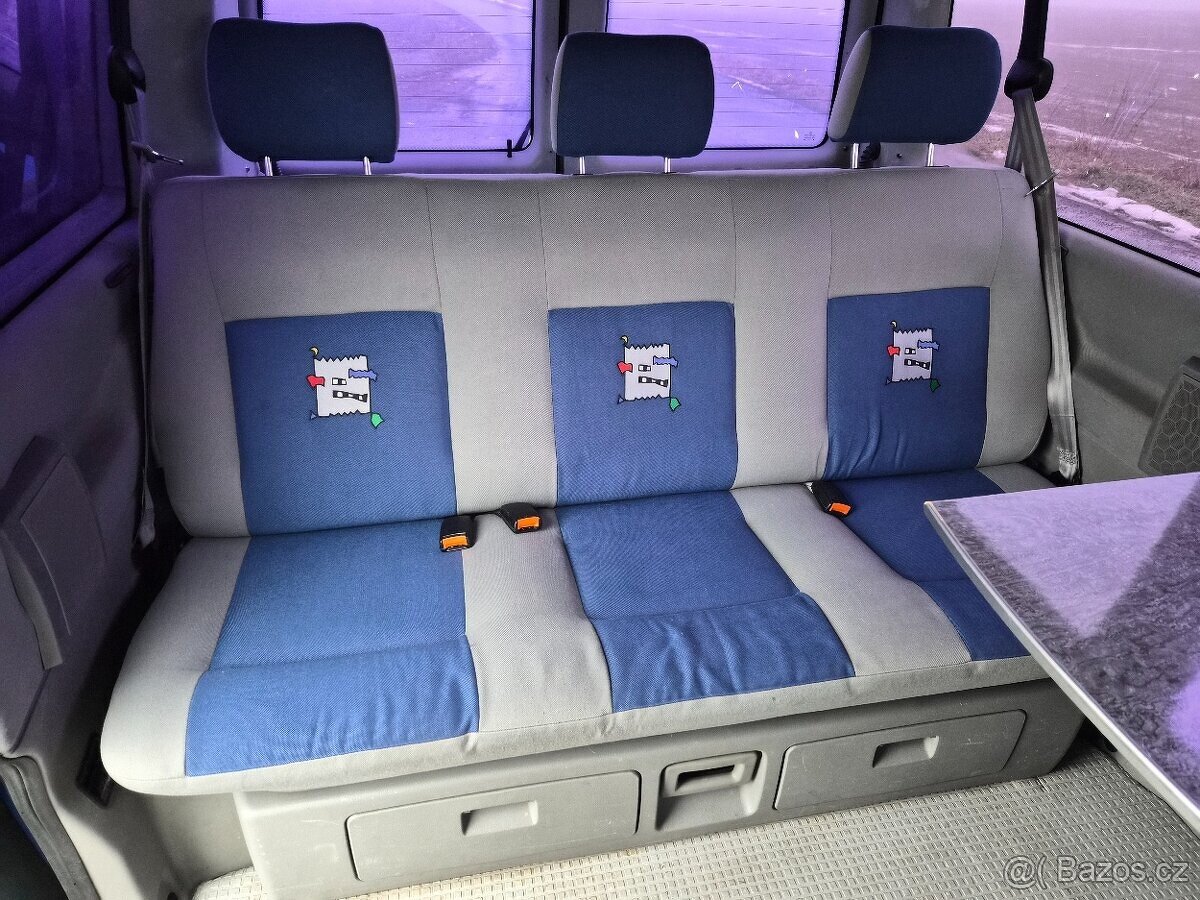 Volkswagen Multivan T4 ATLANTIS - 2.5TDi 75kW - 12