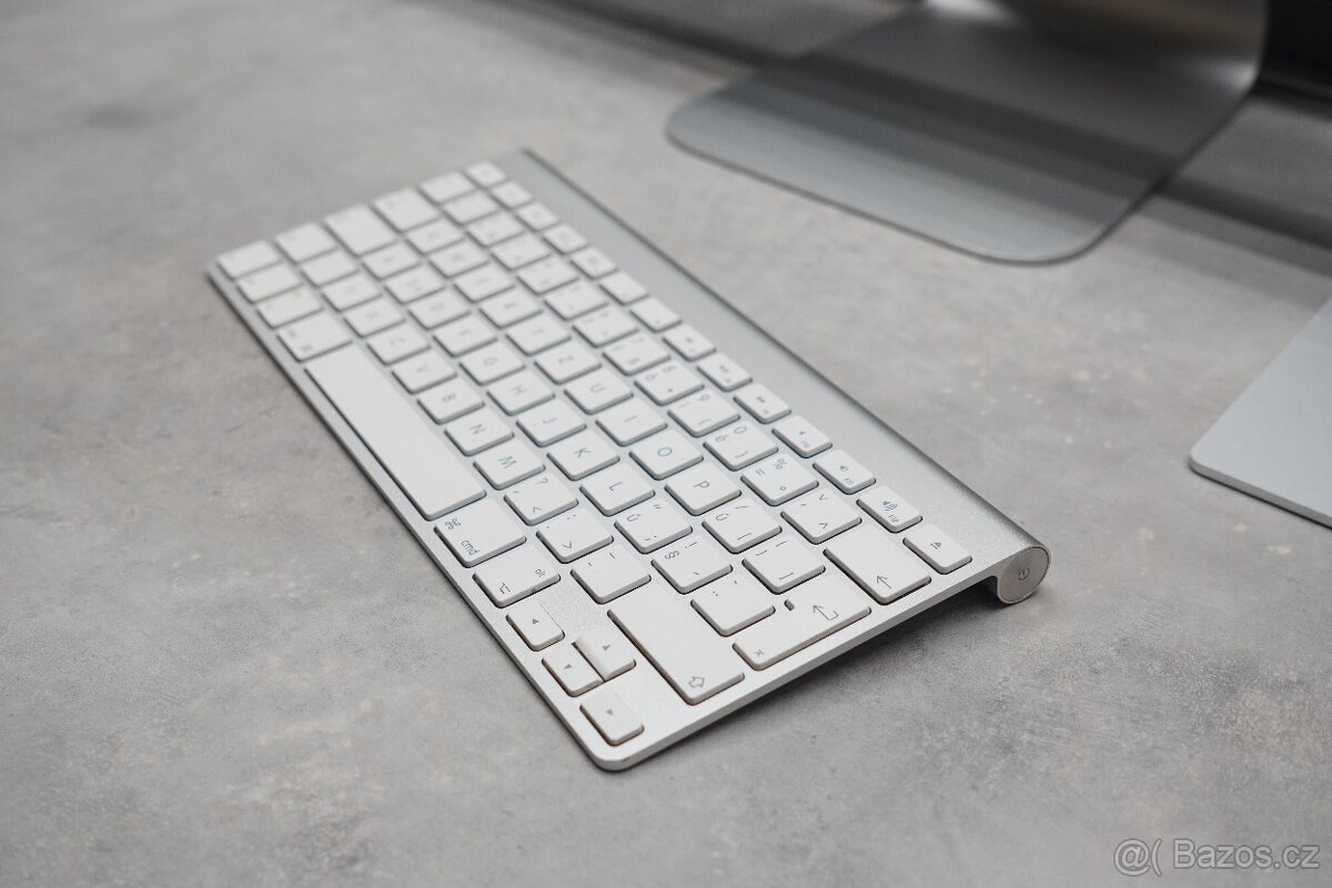 Mac Mini A1347, Magic Keyboard, Magic Mouse, Magic Trackpad - 12