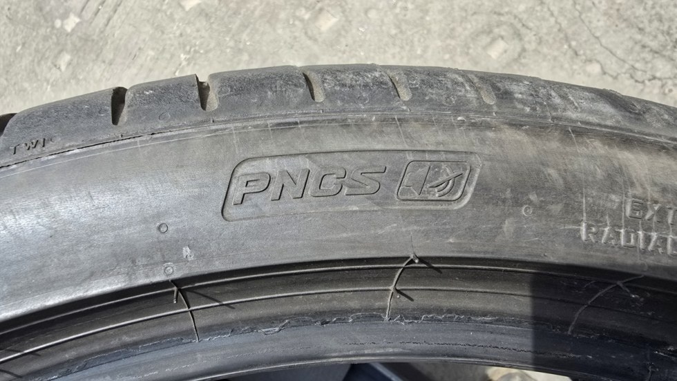 Letní pneu 265/35/21 Pirelli - 12