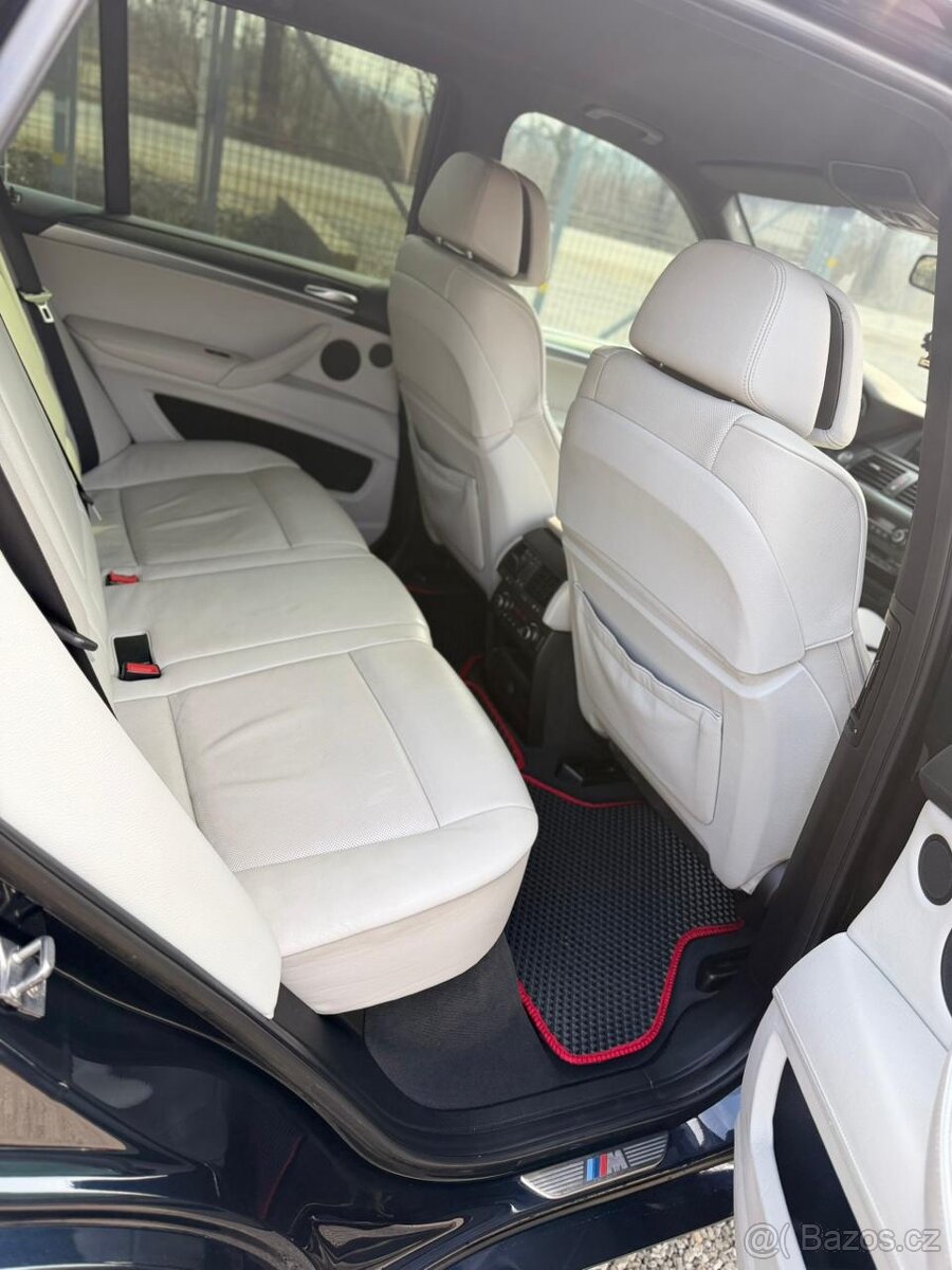BMW X5M 2011 4.4i original M power - 12