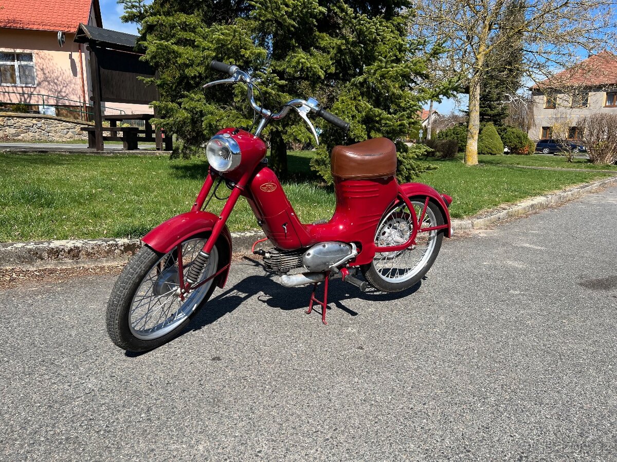 Jawa 50/550 pařez - 12