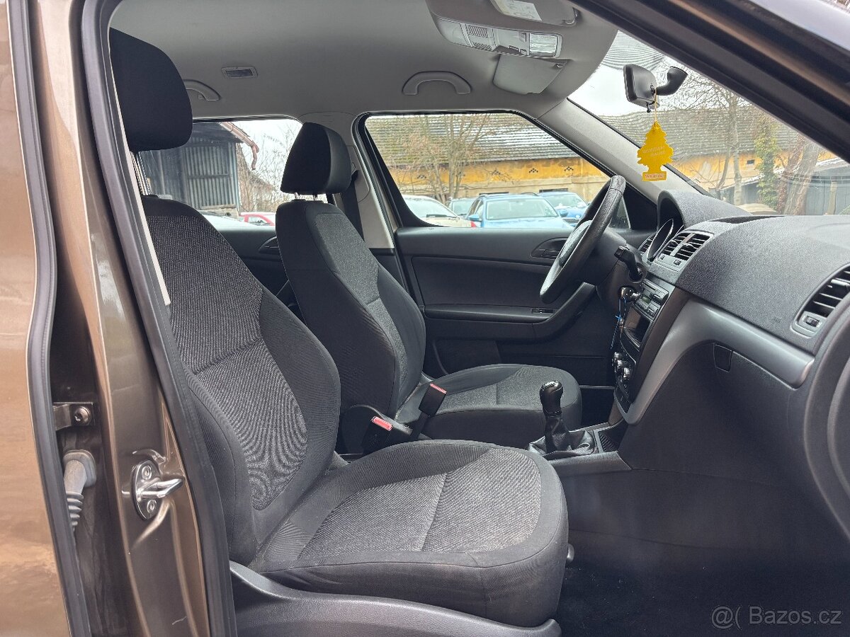 ŠKODA YETI 1.2TSI 77KW,TEMPOMAT,KLIMA,EL.OKNA - 12