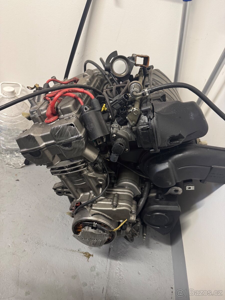 Honda CB 900 f2 na ND - 12