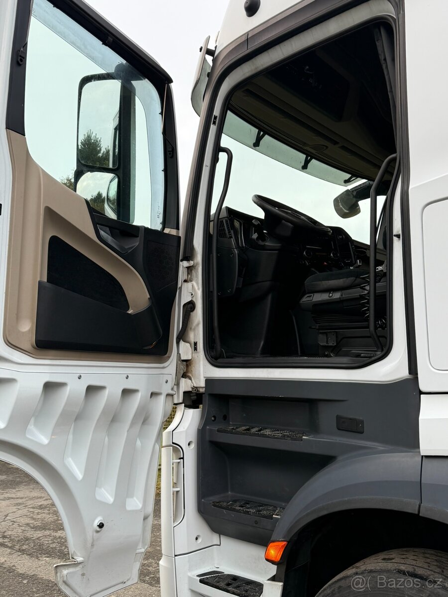 Mercedes-Benz Actros 1848 Gigaspace - 12