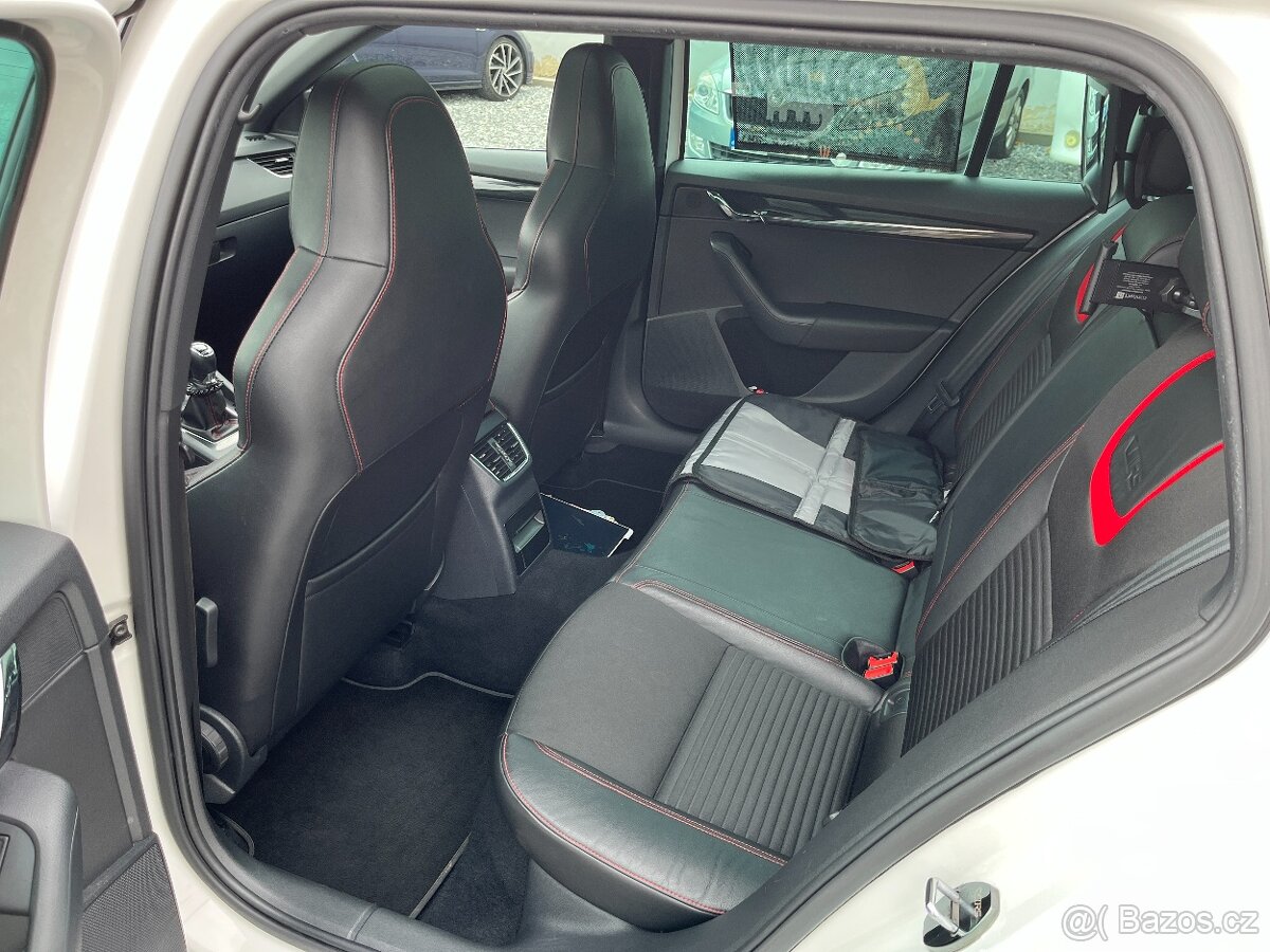 Škoda Octavia RS Challenge - 12