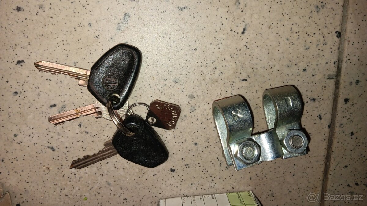 Škoda 1000-100-130 ventilátor, přepínače, hadice,světla,atd - 12