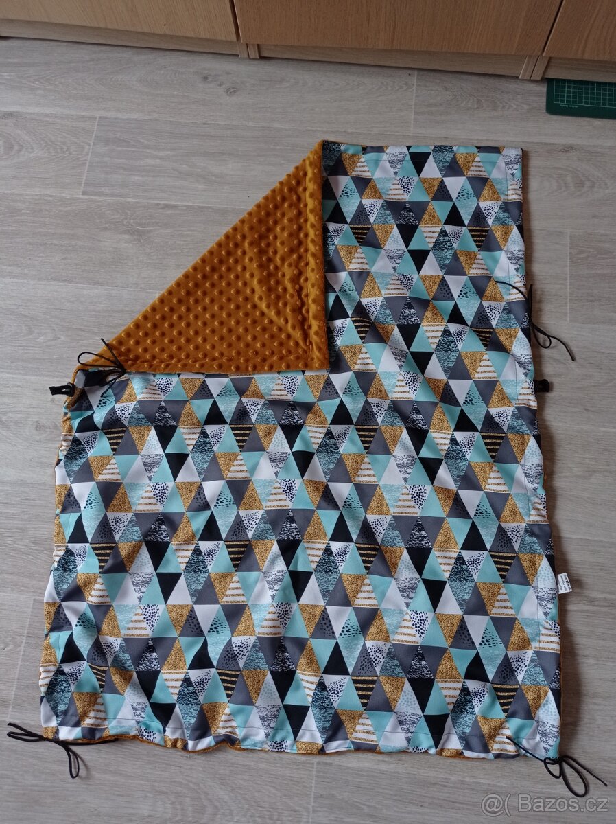 Deka nepadací na kočárek - 12