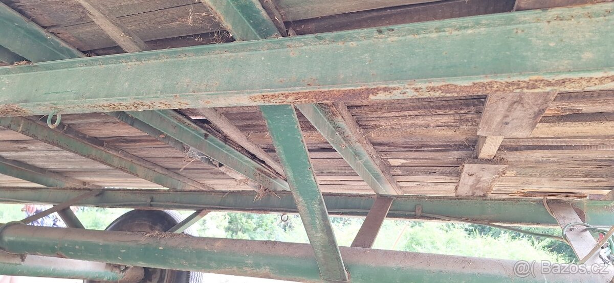 Velká kára za traktor - 12