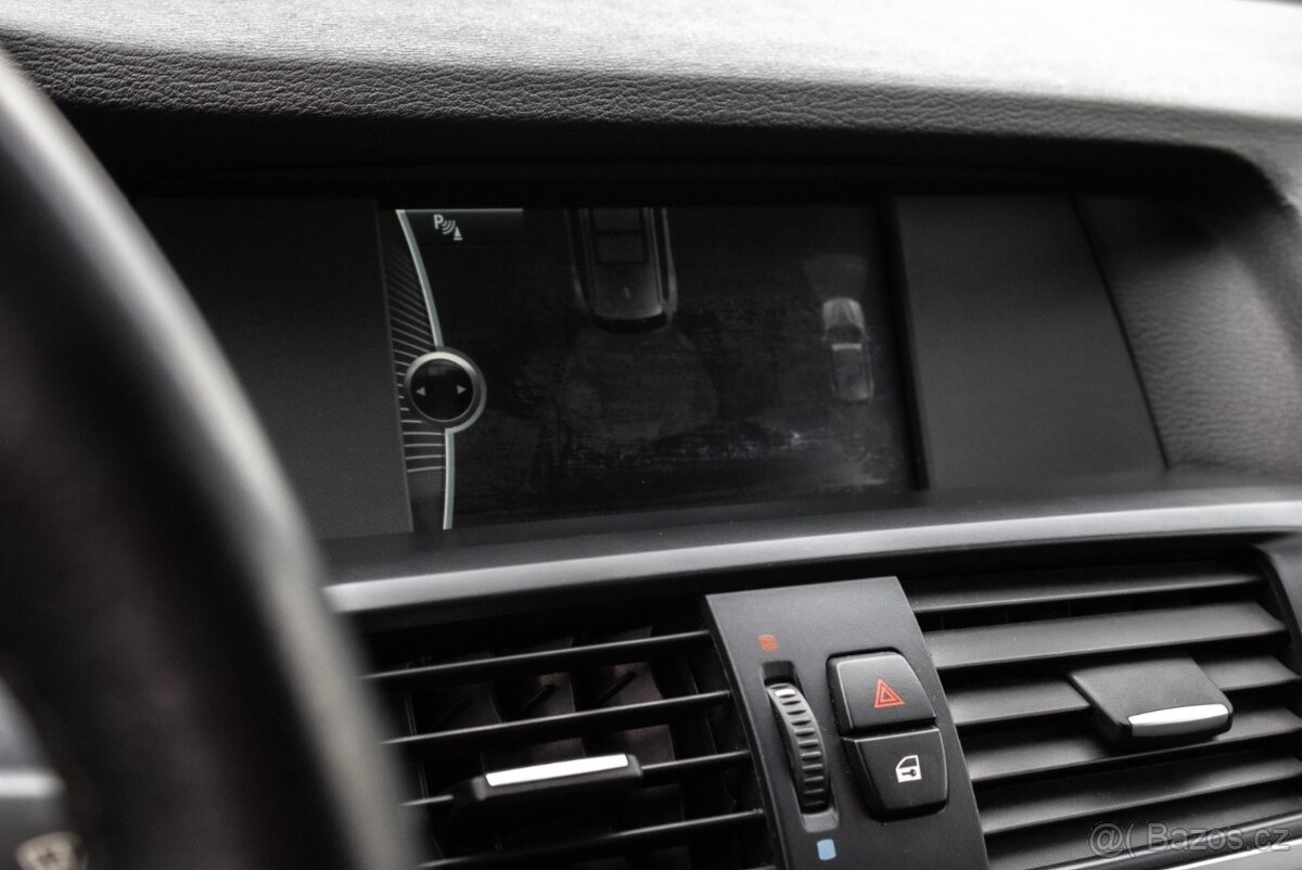 BMW X3 xDrive20d A/T - 12