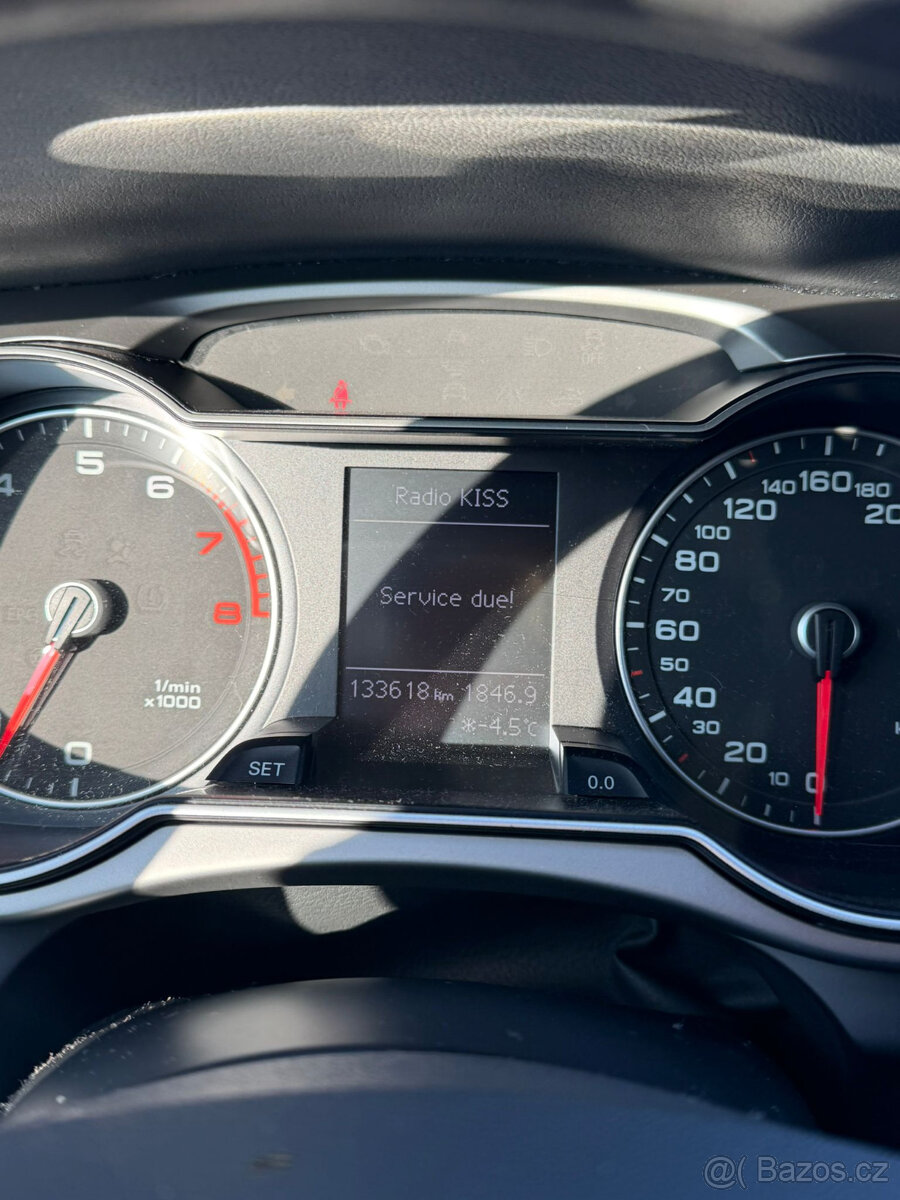 Audi A4 2.0 TFSI Facelift 2014 TOP stav - 12