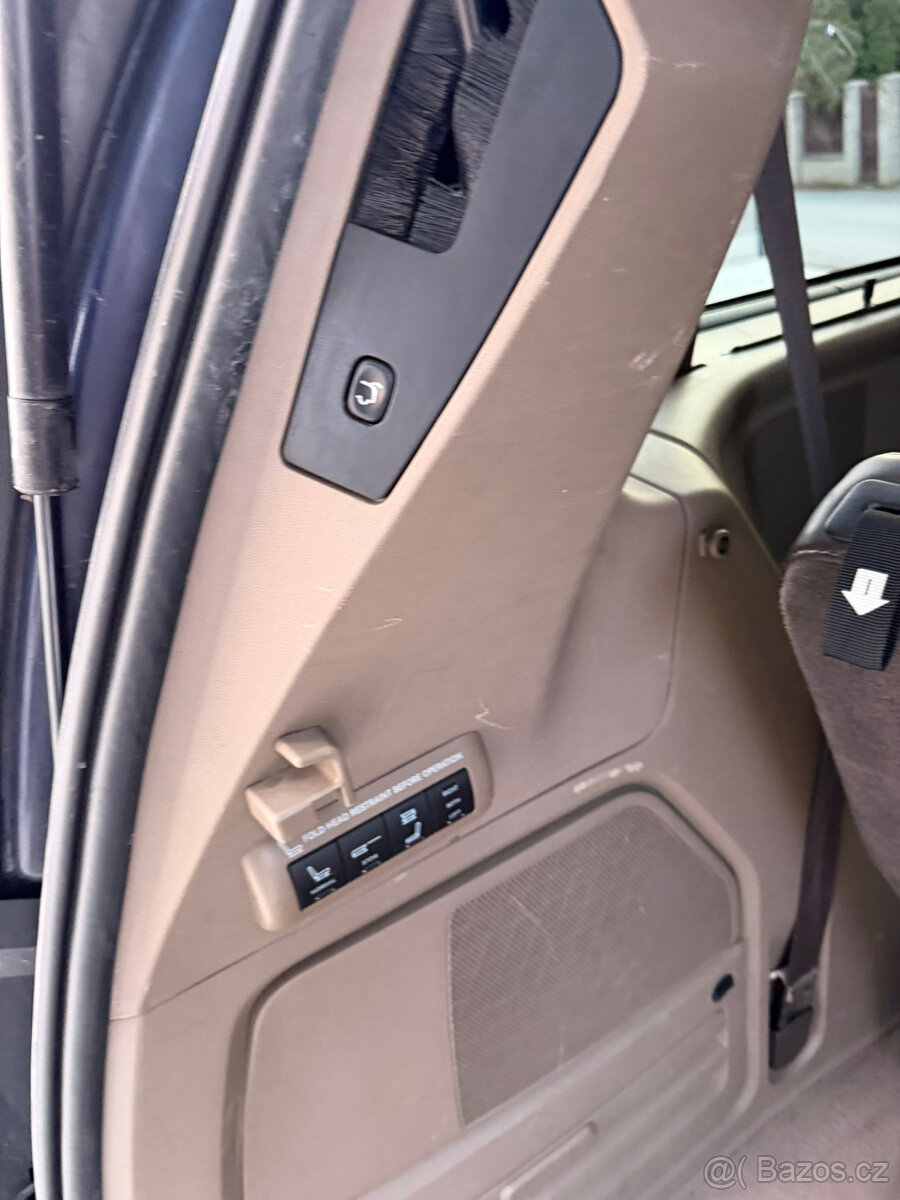 Lancia Voyager 2.8 CRD, automat, 7 míst - 12