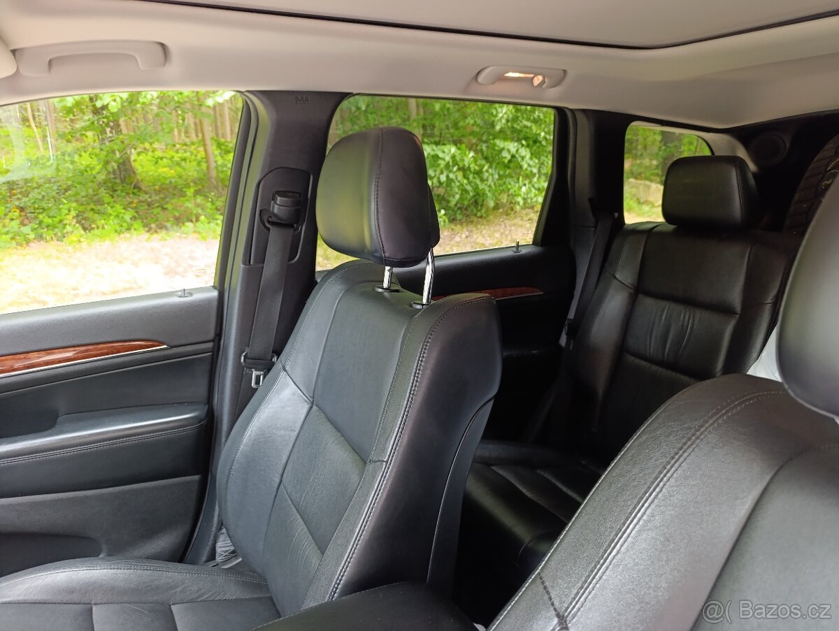 Jeep grand Cherokee WK2 - 12