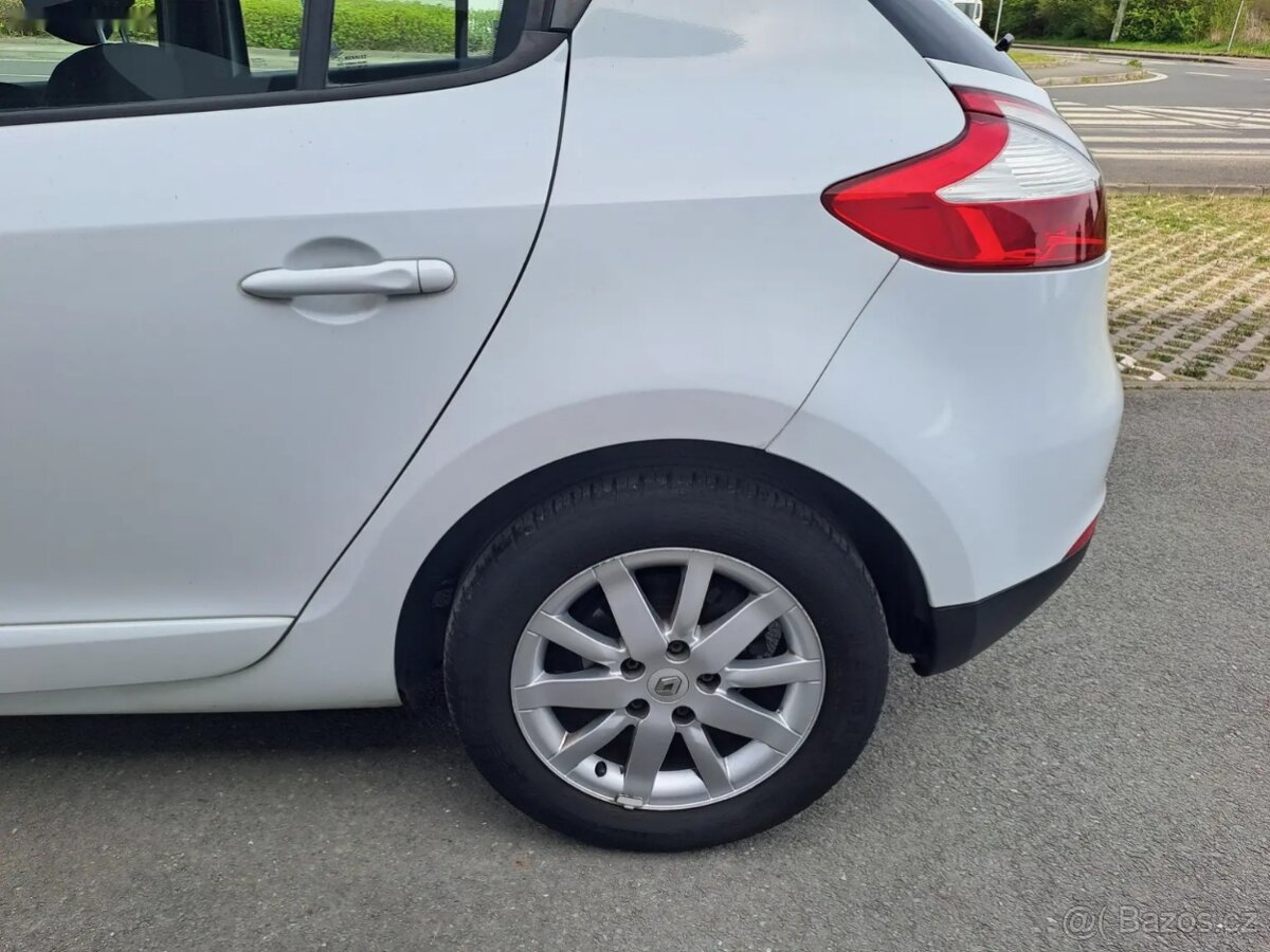 Renault Mégane, 1.5DCI 2.MAJ PĚKNÉ,SPOLEHLIVÉ - 12