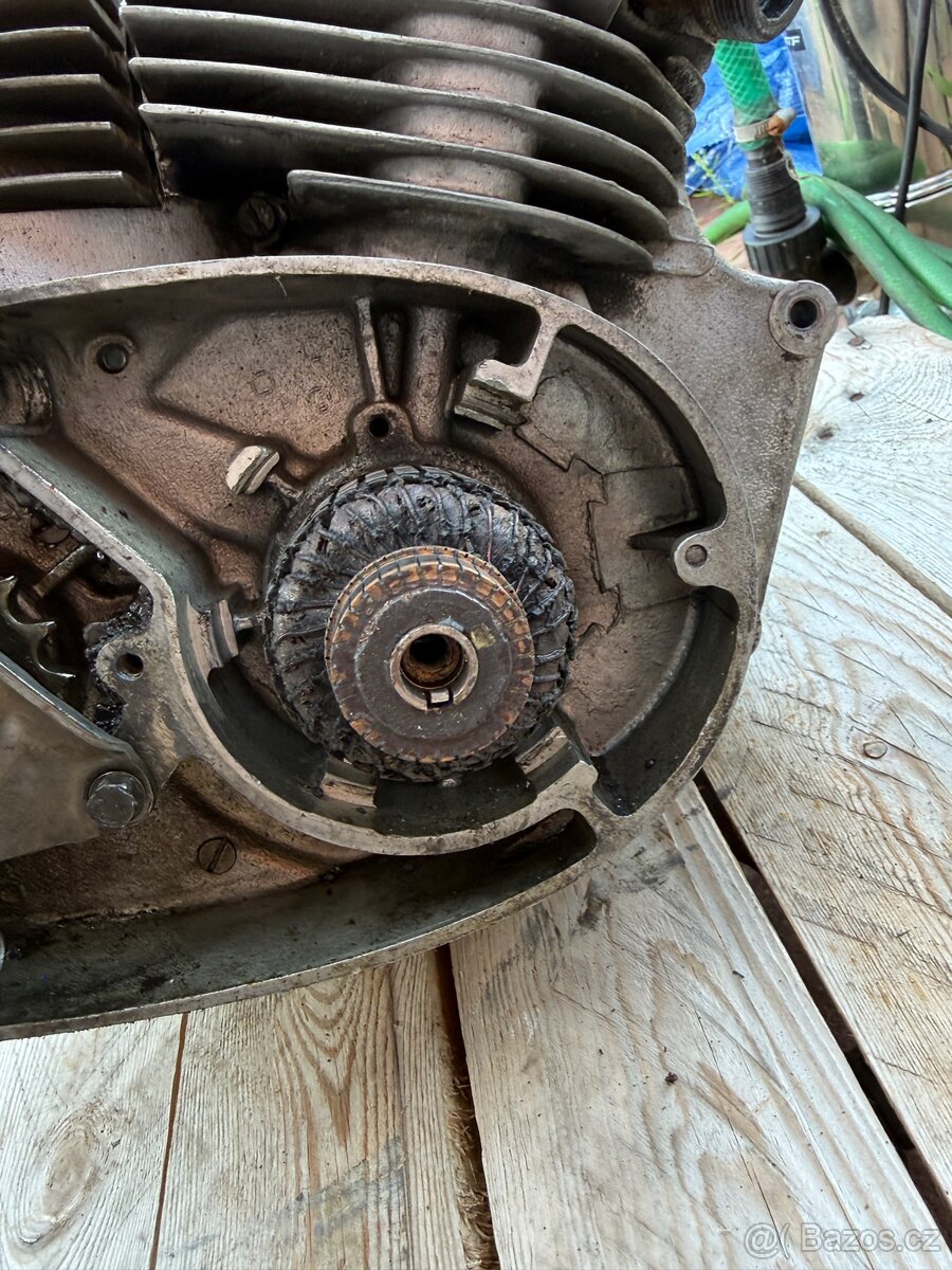 Jawa 250/353 Půlbuben/první typ - motor - 12