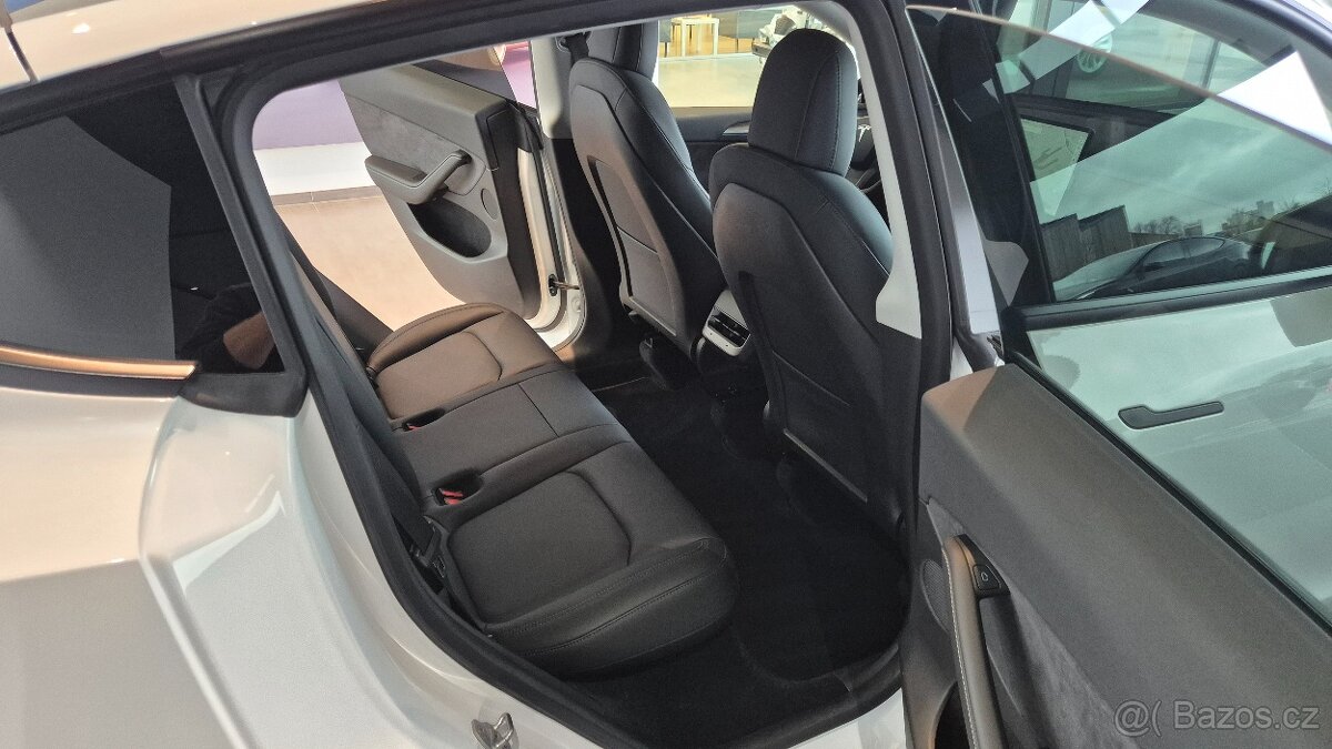 ✅️ Tesla Y LR AWD - prodloužená tovární záruka, EAP, DPH - 12