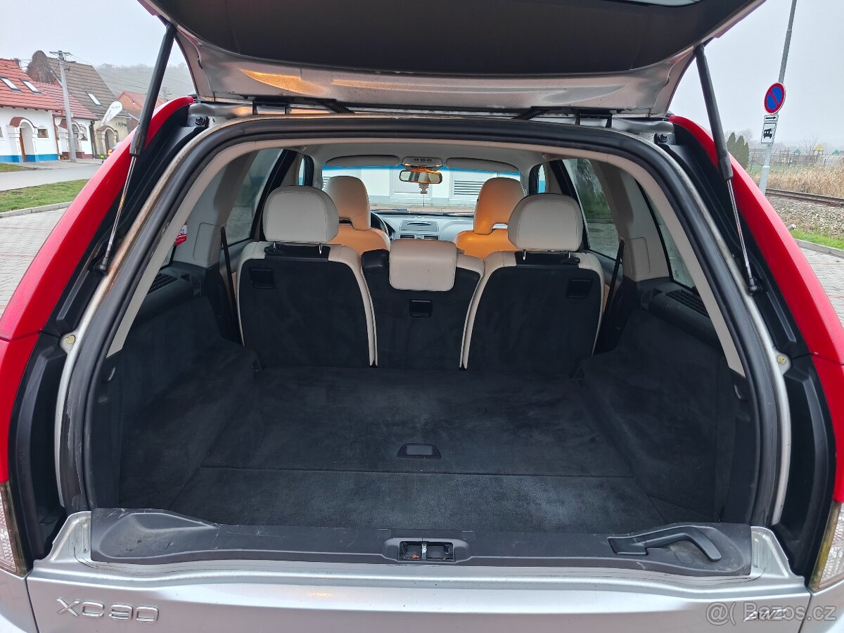 Volvo XC90 2.4D AWD - 12