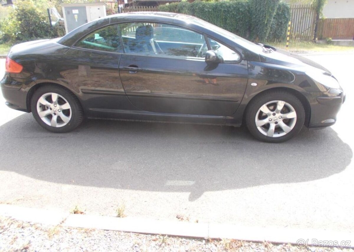 Peugeot 307 1,6 CC 80KW ,nová STK benzín manuál 80 kw - 12