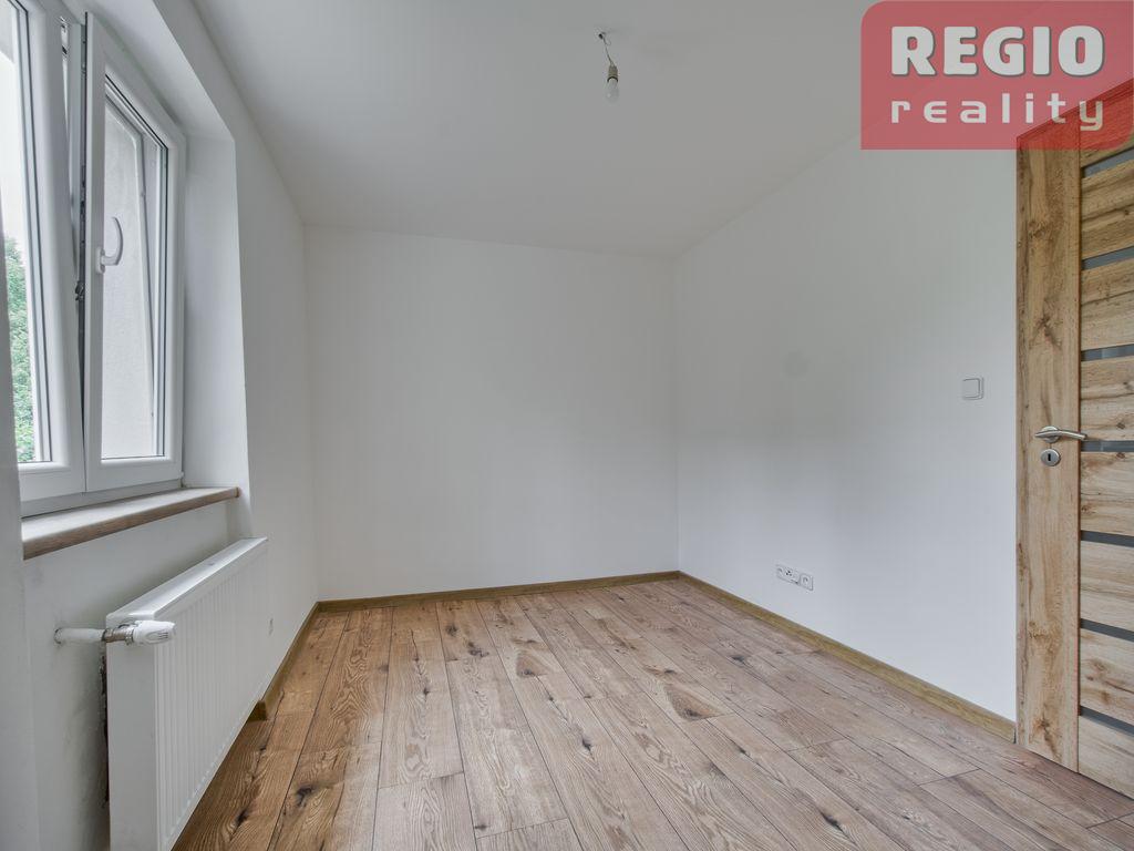 REZERVOVÁNO - Prodej zrekonstruovaného bytu 3+1, Pardubice - - 12