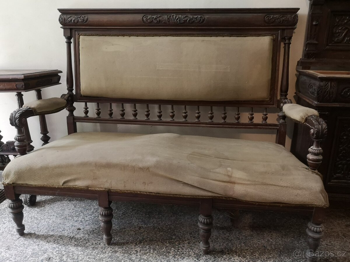 Starožitná renesanční sada, k renovaci - 12