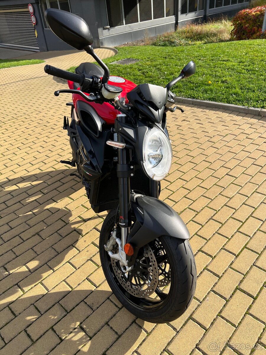 MV Agusta Brutale 800 Rosso, provoz od 07/2023 - 12