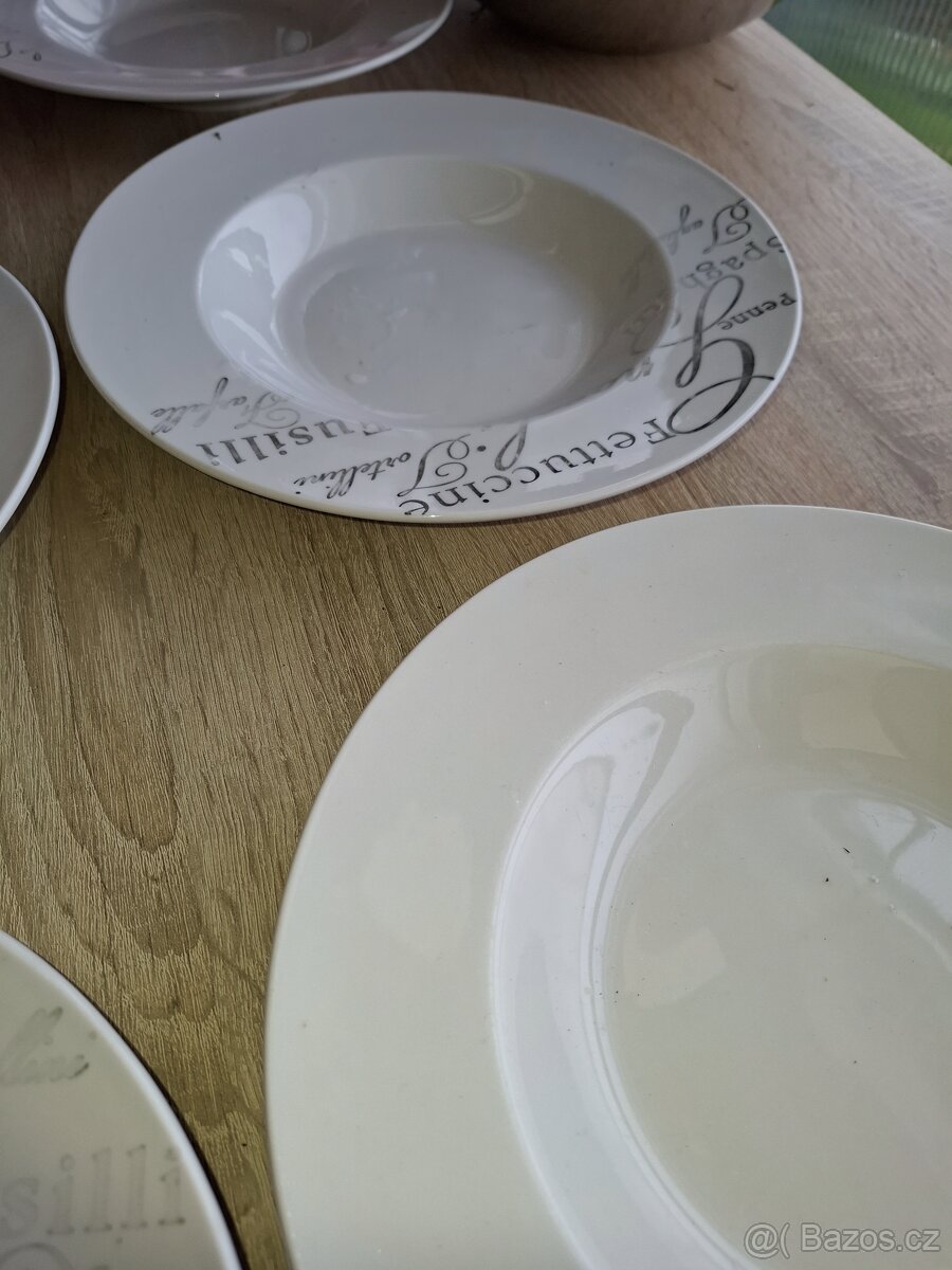 talíře - 12