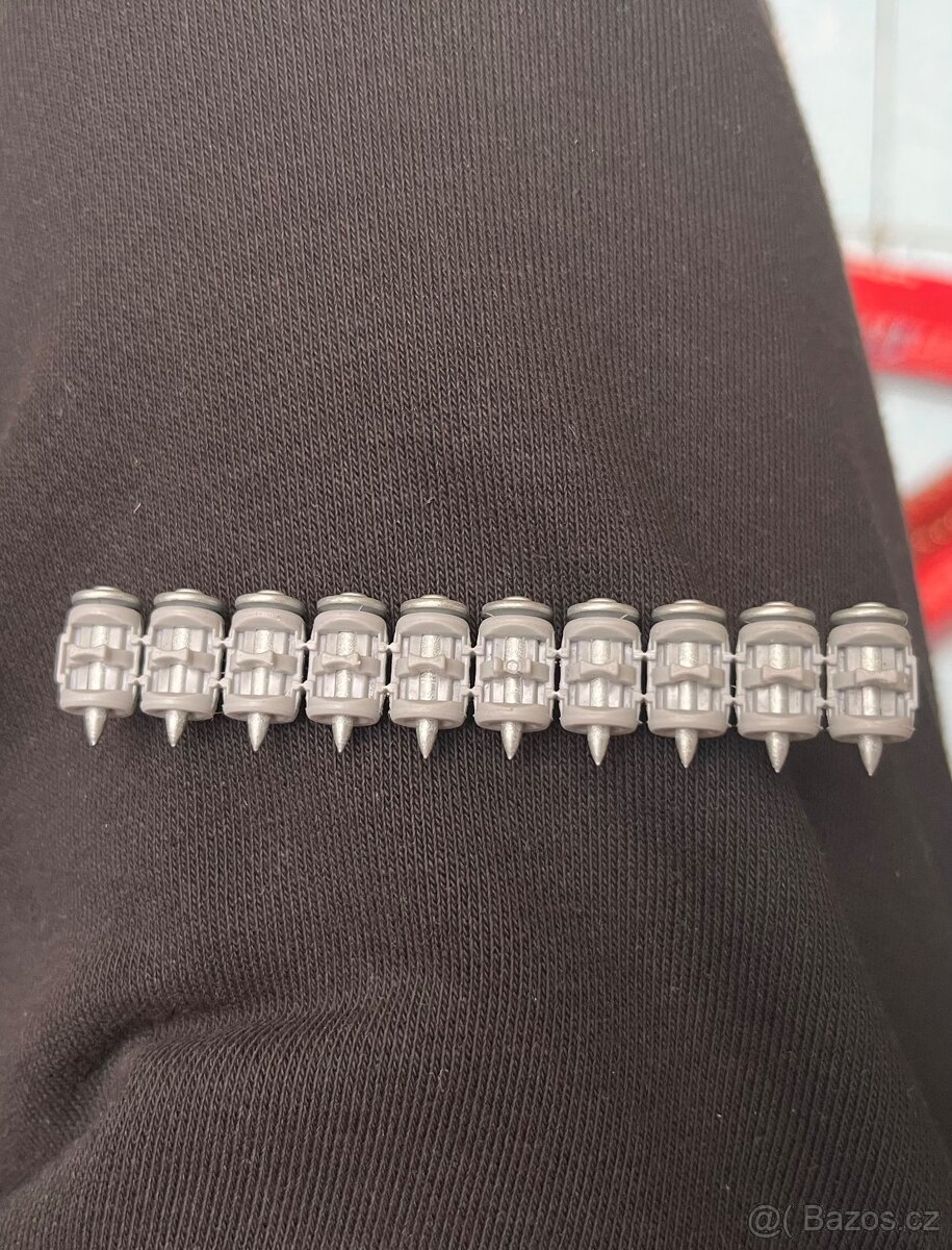 Hilti hřeby a náboje a další. - 12